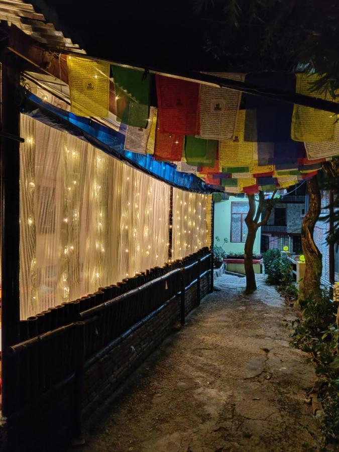Moustache Mcleodganj Hostel McLeod Ganj Εξωτερικό φωτογραφία