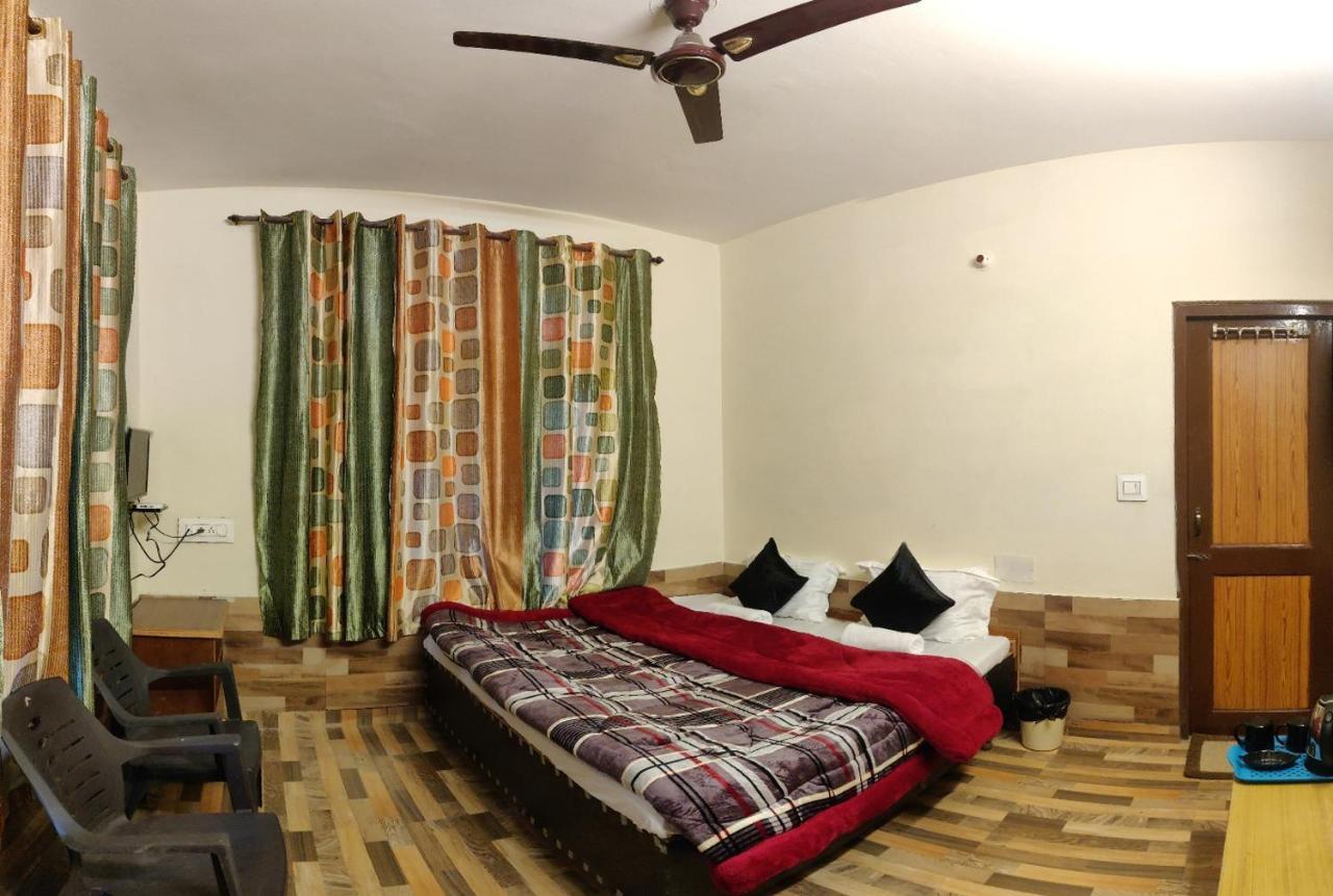 Moustache Mcleodganj Hostel McLeod Ganj Εξωτερικό φωτογραφία
