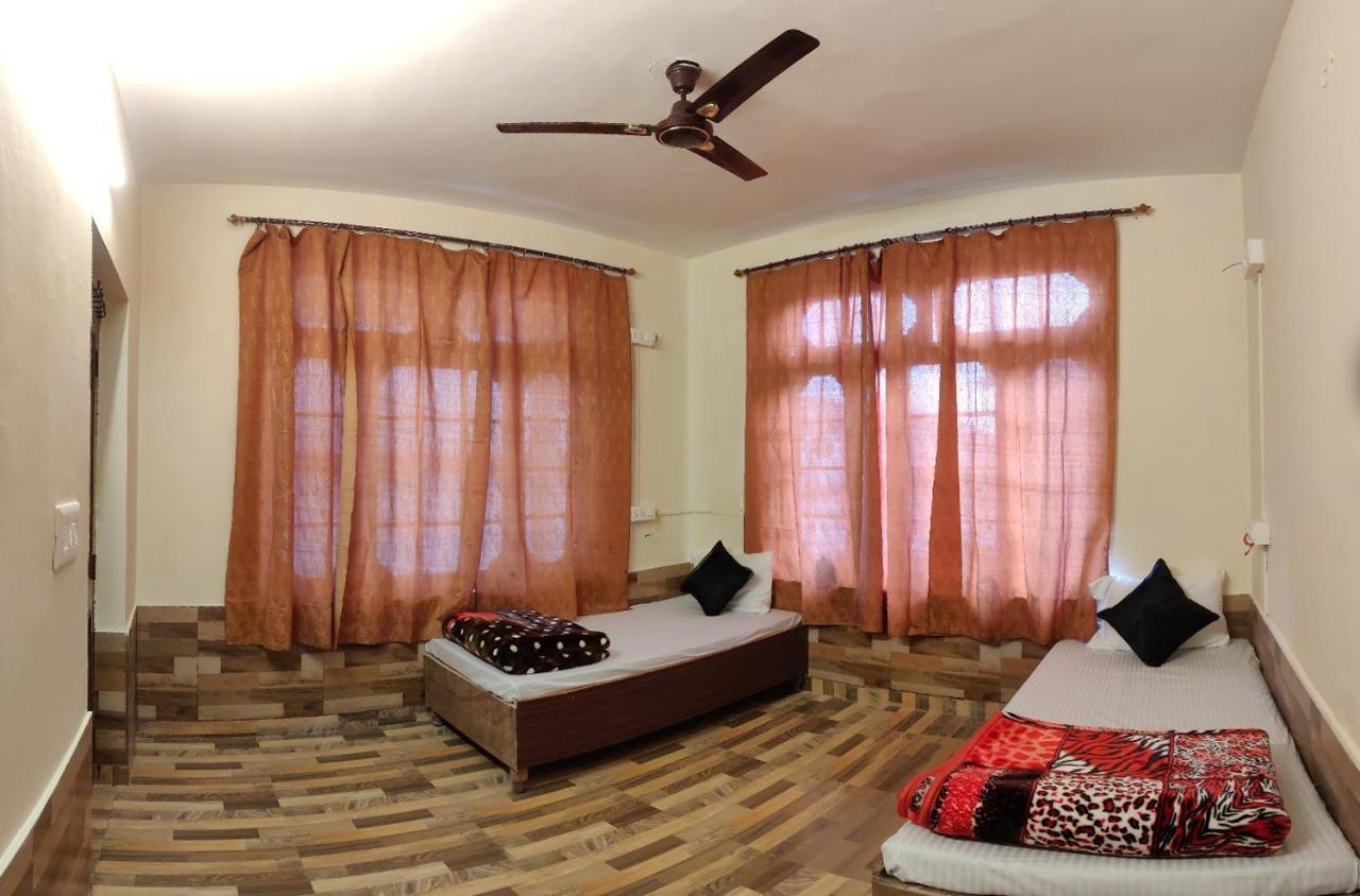 Moustache Mcleodganj Hostel McLeod Ganj Εξωτερικό φωτογραφία